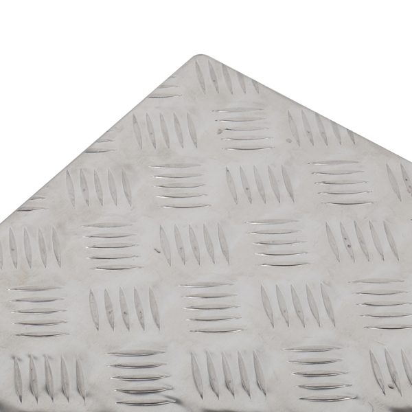 30" Elegant 5-Strips Pattern Aluminum Toolbox Silver