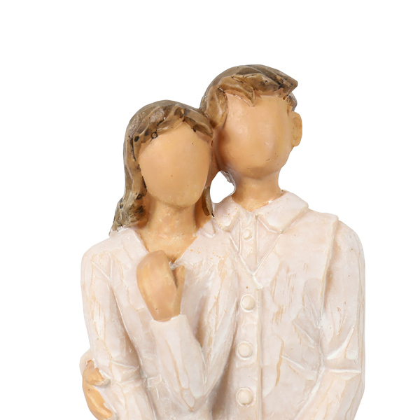 Three Members Family Sculpture Creative Family Figurines Resin Loving Family Statue Decor