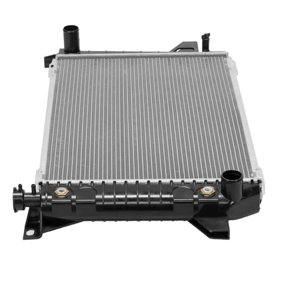 Radiator For Ford Bronco F150 F250 F350 V8 5.0L 5.8L Free Shipping Direct Fit