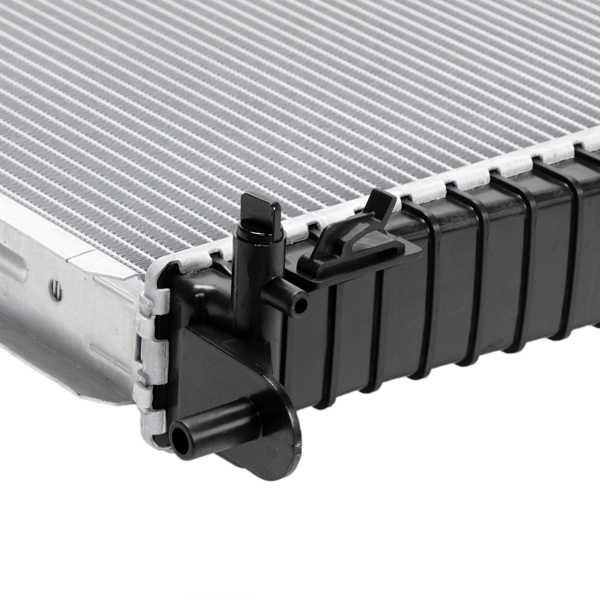 Radiator for Ford Expedition F-150 F-250 F-350 Base Lariat 4.6L 5.4L  2136