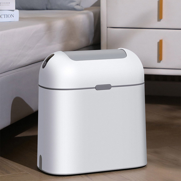 Joybos® Spaceman Smart Sensor Trash Can with Butterfly lid