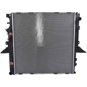 Aluminum Radiator LR021777 PCC500092 for Land Rover LR3 4.0L 4.4L 2005-2009, Range Rover Sport LE 2008 PCC500040 PCC500490 PCC500550