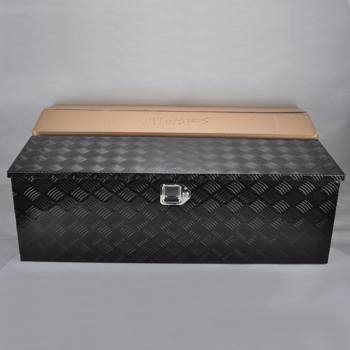 MT018005 Aluminum  Tool Box Black, size 48”* 15”* 15”, pattern 5, single lock, double chain