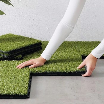 Artificial Realistic Grass Tiles, Grass Interlocking Synthetic Thick Turf Flooring，8Pcs 12\\"Lx12\\"W 