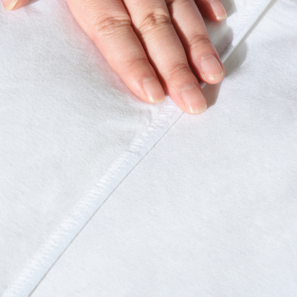 100% 棉质羽绒被，适合卧室四季使用-6