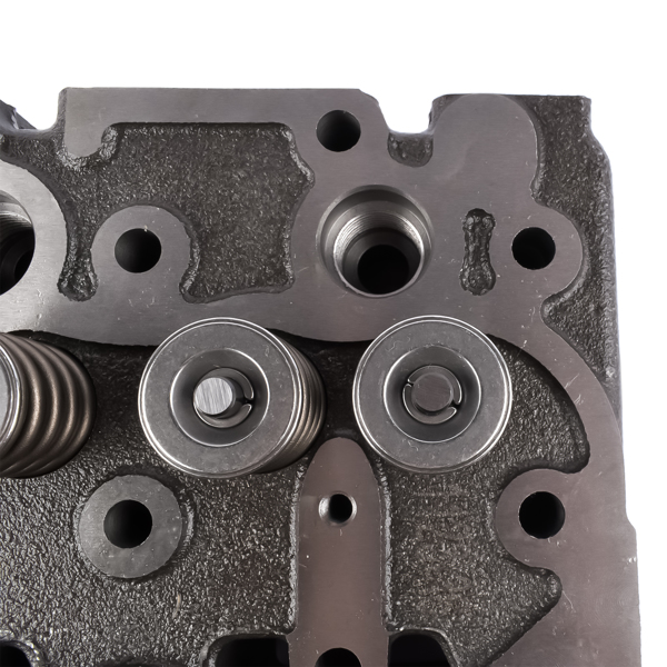 Z751 Complete Cylinder Head for Kubota Z751 L225 L3202 L175 L185 L1501 L150