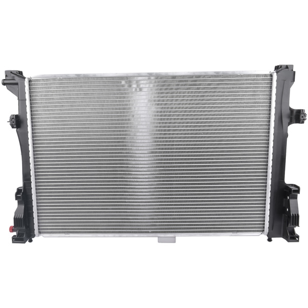 Radiator w/o Oil Cooler For Mercedes-Benz CLA250 GLA250 CLA45 AMG GLA45 C117 X156 Sport Utility L4 2.0L 2014-2017 A2465001403 A2465001303