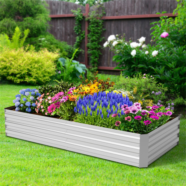 Mini garden bed green