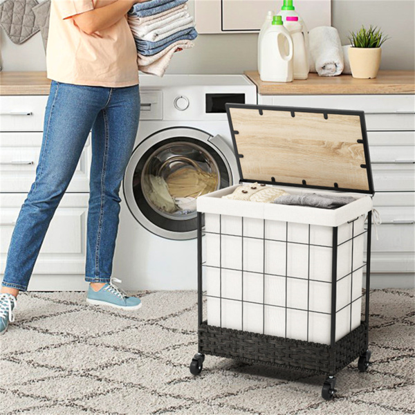 Laundry basket with wheels