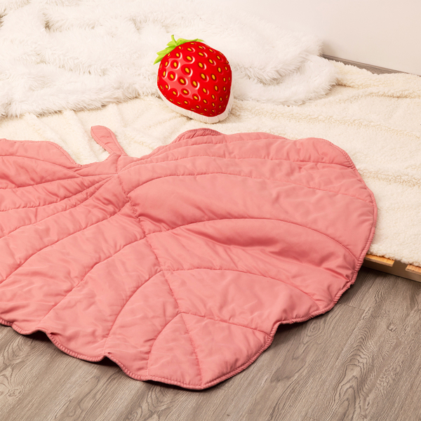 Dog Blanket Decor 3D Leaves Shaped Pet Blanket Cushion Household Dog Bed Cat Bed Pet Blanket Warm Soft Plush Blankets for Dog Blankets and Cat Blanket, Couch, Sofa ( 47x43 inches,Pink)