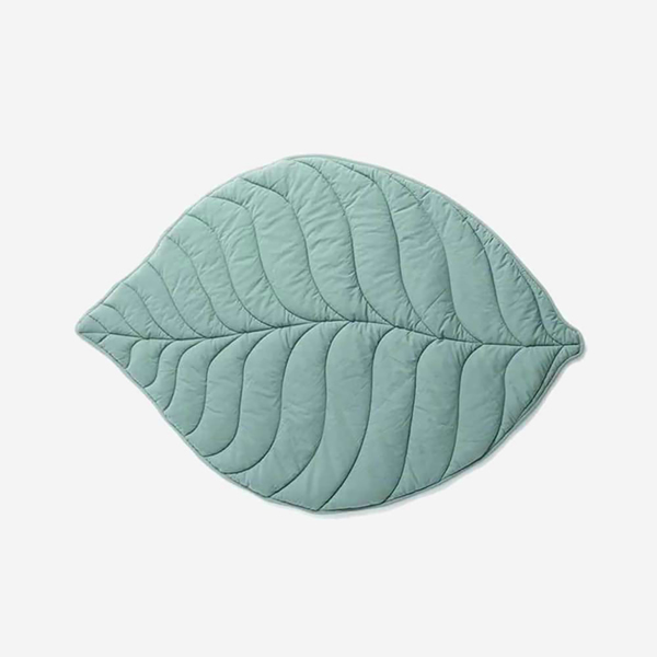 Dog Blanket Decor 3D Leaves Shaped Pet Blanket Cushion Household Dog Bed Cat Bed Pet Blanket Warm Soft Plush Blankets for Dog Blankets and Cat Blanket, Couch, Sofa (42x56 inches,Green)