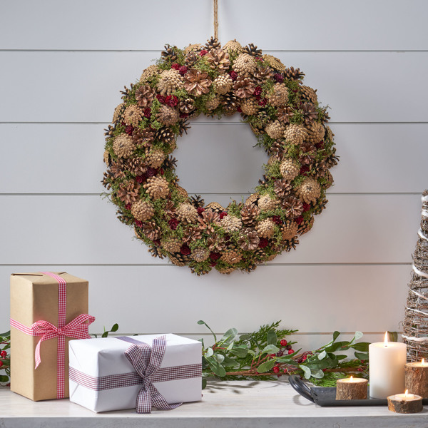 PINE CONE WREATH