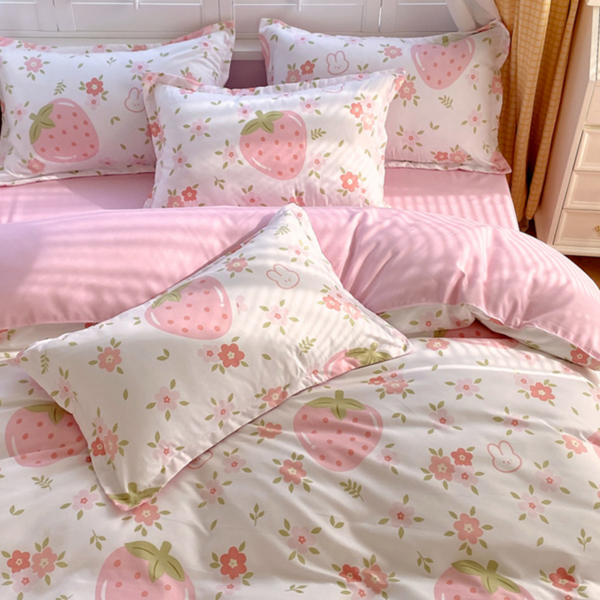 3 Piece Strawberry Duvet Cover Set Strawberry Print Bedding for Home Bedroom Decor Microfiber Quilt Cover Gifts King Size