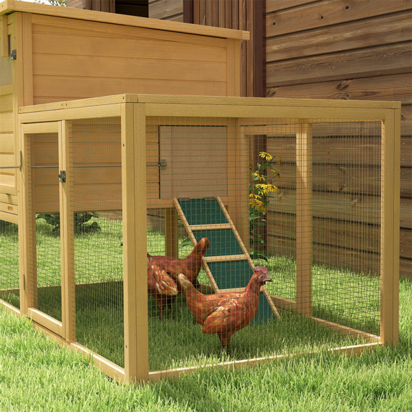 Wooden Chicken Coop 