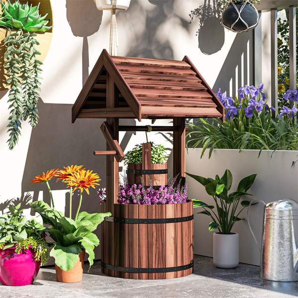 Garden Bed、 Wooden Wishing Well 