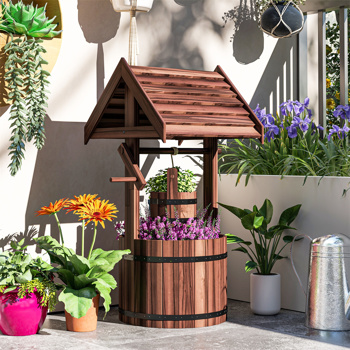 Garden Bed、 Wooden Wishing Well 