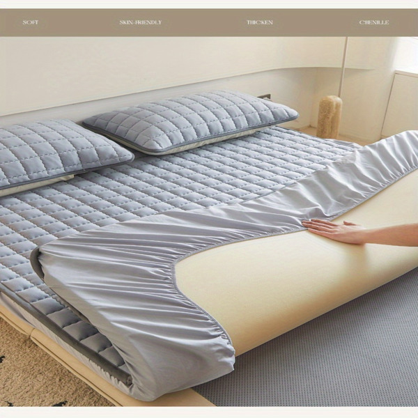 (Cream white 150cm*200cm) Cotton-Padded Waterproof Mattress Protector, Dust-Proof Bed Cover (Without Pillow and Core). Soft, Comfortable Solid Color Bedding Sheet for Bedroom, Guest Room. (Maybe YunEx