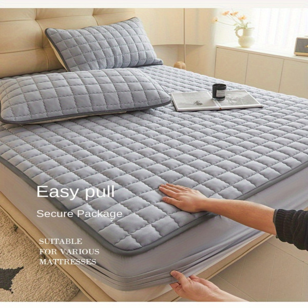 (Cream white 150cm*200cm) Cotton-Padded Waterproof Mattress Protector, Dust-Proof Bed Cover (Without Pillow and Core). Soft, Comfortable Solid Color Bedding Sheet for Bedroom, Guest Room. (Maybe YunEx