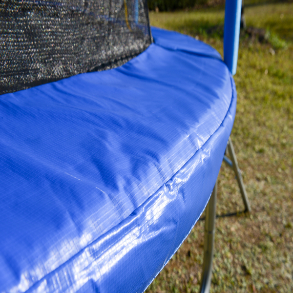 10 FT TRAMPOLINE OUTSIDE SAFETY NET WITH BASKETBALL HOOP