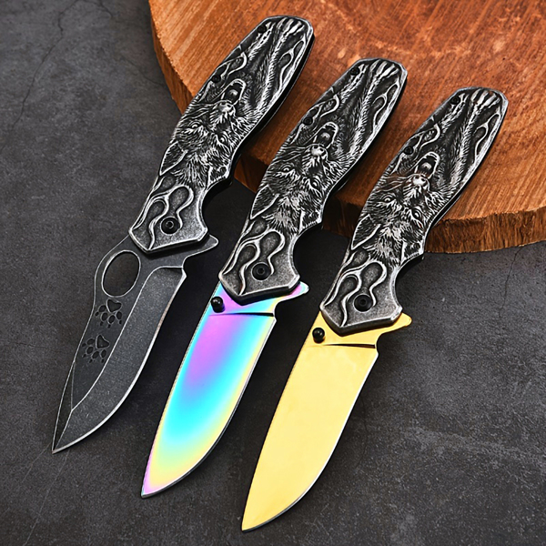 Wolf Handle Non-Slip Pocket Knife – Compact Folding EDC Knife with Carabiner Clip, Cool Box Cutter, Perfect Gift for Men(Maybe YunExpress Logistics)