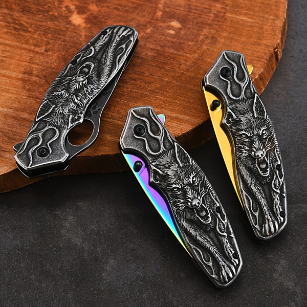 Wolf Handle Non-Slip Pocket Knife – Compact Folding EDC Knife with Carabiner Clip, Cool Box Cutter, Perfect Gift for Men