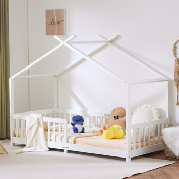 X-Shaped Roof Design White Painted Pine Children\\'s Bed