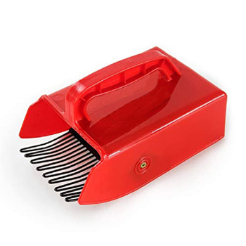 Berry Picker with Metal Comb Plastic Blueberry Scoop Rake Red