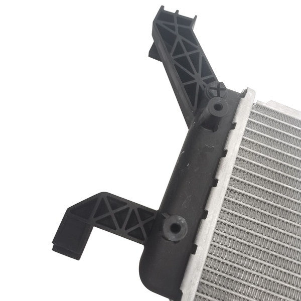 散热器 Coolant Radiator Cooler Replacement for Maserati Ghibli Base Quattroporte S GTS  670003406 670009821-3