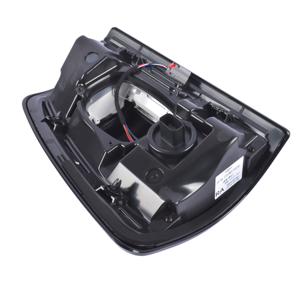 尾灯 LED Passenger RH Tail Light Black Bezel Blind Spot Replacement for 2019-2024 RAM 2500 3500-5