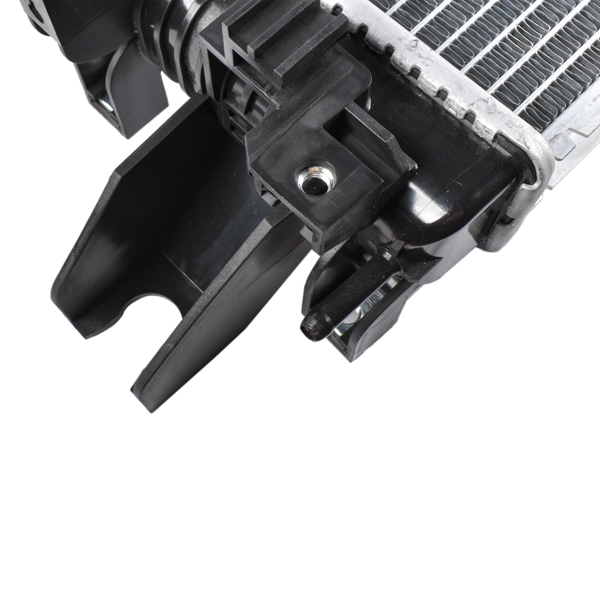 散热器 Radiator Replacement for Ram 2500 3500 2019-2024 L6 6.7L Diesel OHV Turbocharged 68322491AA CDR13871A-9