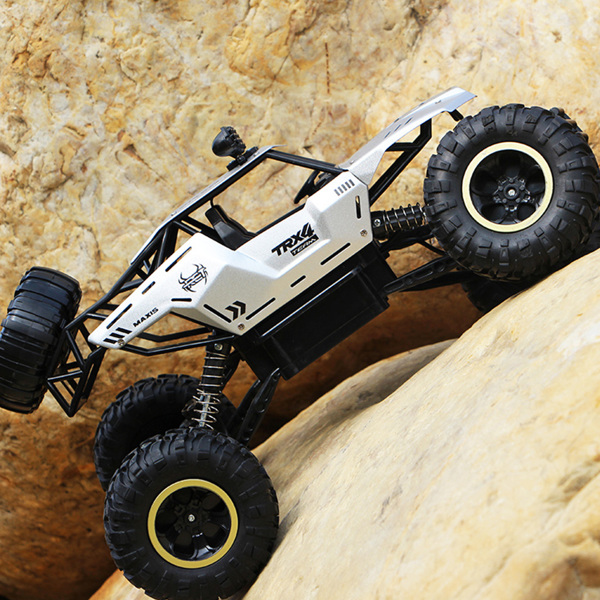 1/12 四驱遥控卡车越野车遥控履带式越野车玩具（银色）-6