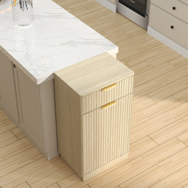10加仑木纹倾斜式垃圾桶柜，带波浪纹理抽屉和拉出式垃圾桶 - 橡木饰面多功能厨房/浴室收纳柜-11