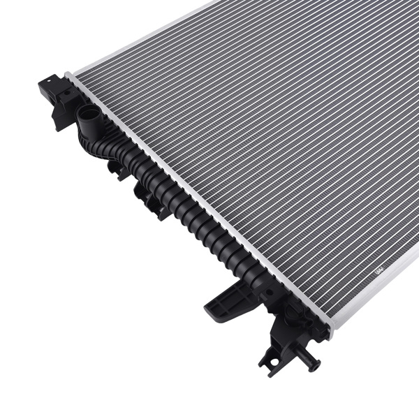 适用于福特Edge（2015-2018款）和林肯Nautilus（2019-2020款）2.7L/2.0L发动机的铝制散热器-3