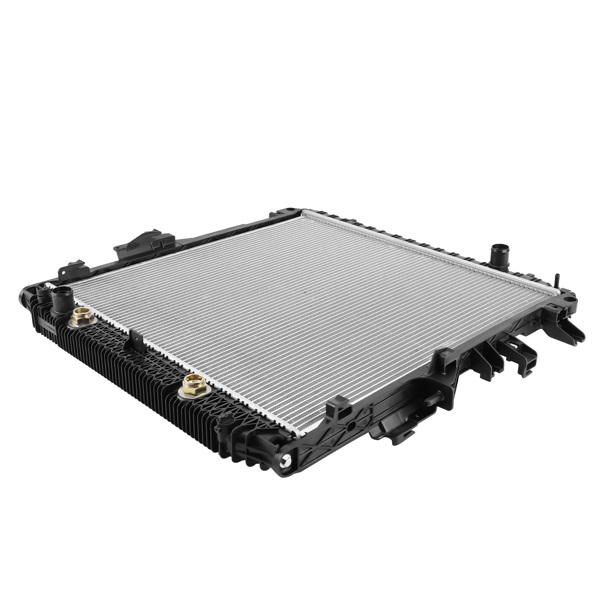 适用于雪佛兰科罗拉多/GMC Canyon 3.6L V6 2017-2022款的散热器 84671373-2