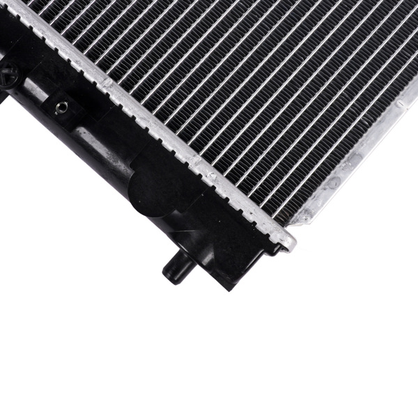 散热器 TC230-99600 Radiator Replacement for Kubota Tractor L4400DT L4400F L4400H 1906-6317 19" Core -3