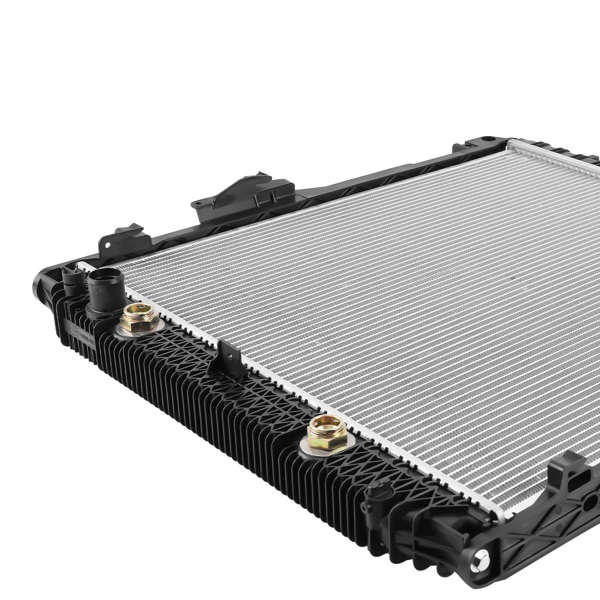 适用于雪佛兰科罗拉多/GMC Canyon 3.6L V6 2017-2022款的散热器 84671373-1