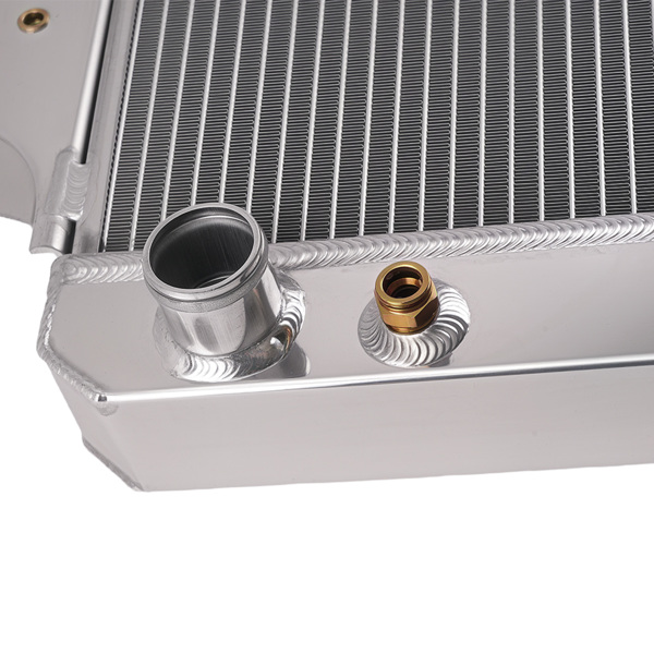 3 Row Radiator fit for Jeep Wrangler Sahara/Rubicon 97-06 242CID AE2101-3