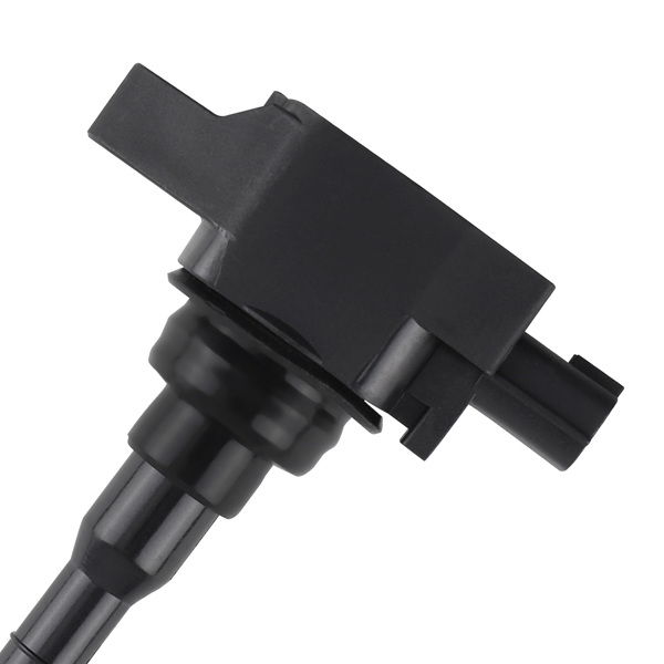 Pack of 4 Ignition Coil + Spark Plugs fit for Nissan Juke 1.6L L4 11-17 UF659 91215-5