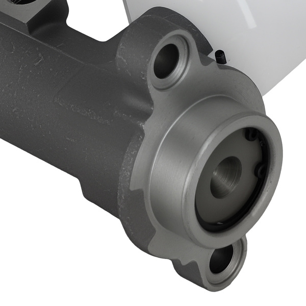 Brake Master Cylinder fit for Chevy Silverado 1500 1999-2002/Suburban 1500 2000-2002-4