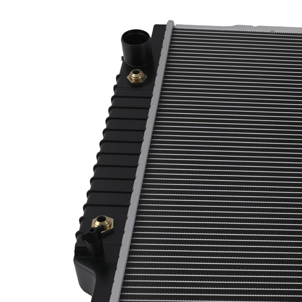 Aluminum Cooling Radiator fit for Ford Expedition Navigator 2003-2004 5.4L A2609-1