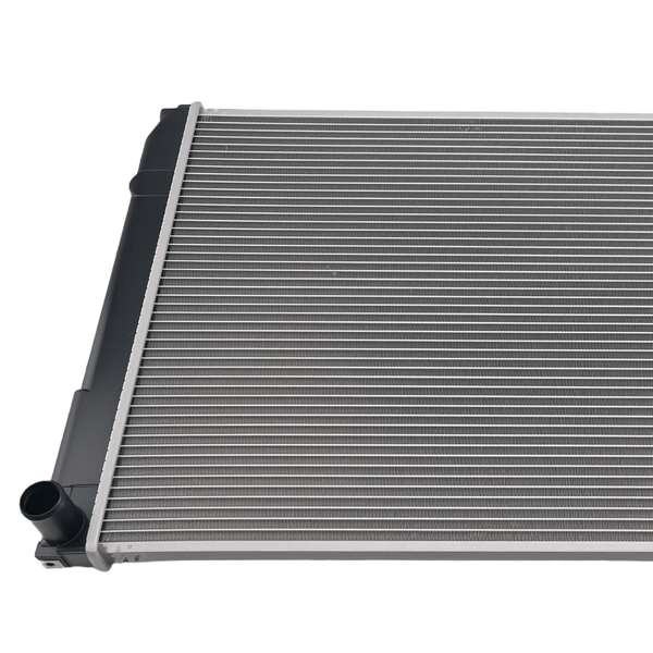 Cooling Radiator fit for Toyota Sienna 3.3L V6 2005-06 TO3010311 615343398600-2