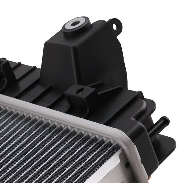 Aluminum 2 Row Radiator Assembly fit for RAM 2500 3500 4500 5500 13-18 6.7L 8013490-4