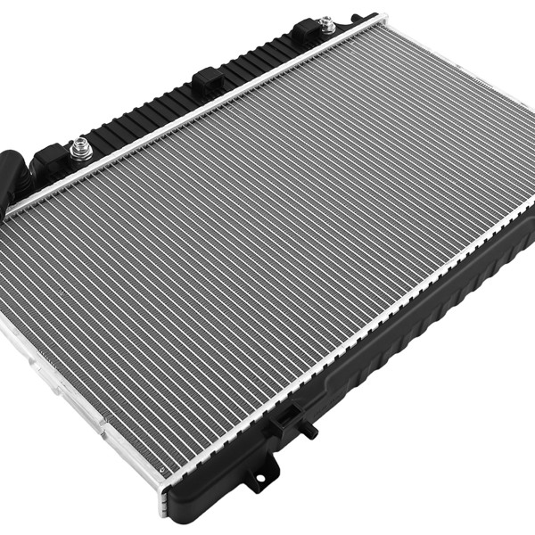 Cooling Module Radiator fit for Chevy Caprice G8 6.0L 6.2L 92216759 2008-11-1
