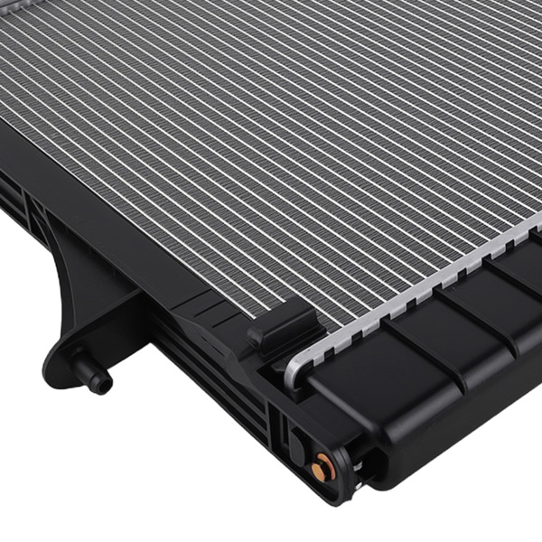 Aluminum Radiator fit for Chevrolet Colorado GMC Canyon 2009-2012 HU3010101 AT Trans-5