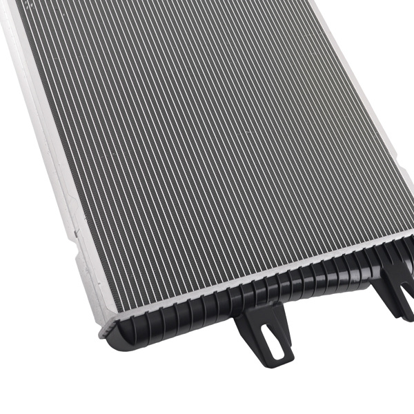 Direct Replacement Radiator fit for Chevy GMC Silverado Sierra HD 6.6L 15849616-4