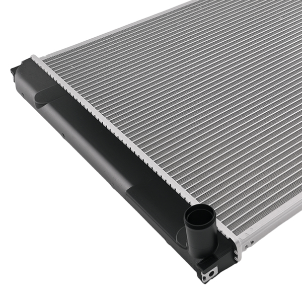 Cooling Radiator fit for Toyota Sienna 3.3L V6 2005-06 TO3010311 615343398600-4