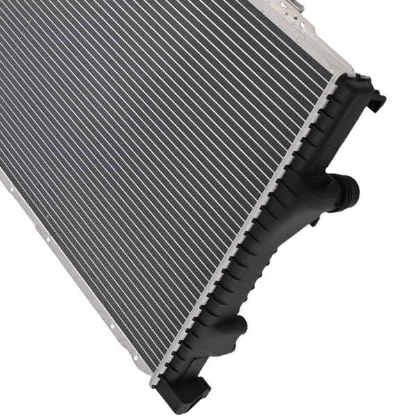 Aluminum Engine Coolant Radiator fit for BMW 525i 530i 2001-2005 17111436060-5