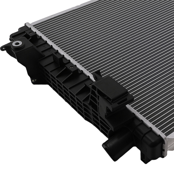 Aluminum 2 Row Radiator Assembly fit for RAM 2500 3500 4500 5500 13-18 6.7L 8013490-6