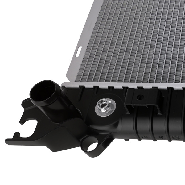 Engine Radiator fit for Chevrolet Suburban 3500 HD 6.0L 2016-2019 All Models CU13569-1