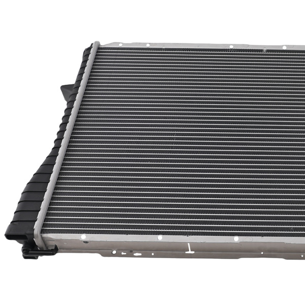 Aluminum Engine Coolant Radiator fit for BMW 525i 530i 2001-2005 17111436060-3